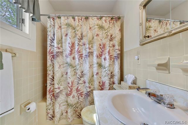 9160 W Kingston Drive, Homosassa, FL 34448