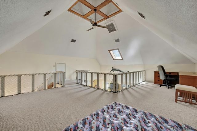 9160 W Kingston Drive, Homosassa, FL 34448