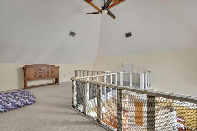 9160 W Kingston Drive, Homosassa, FL 34448