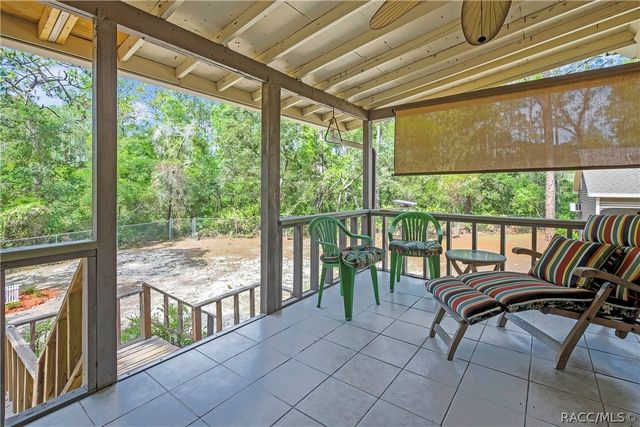 9160 W Kingston Drive, Homosassa, FL 34448