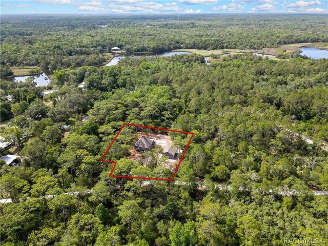 9160 W Kingston Drive, Homosassa, FL 34448