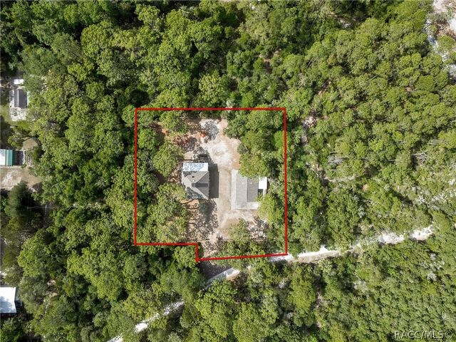 9160 W Kingston Drive, Homosassa, FL 34448