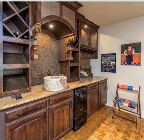 437 Dudley Drive, Shreveport, LA 71104