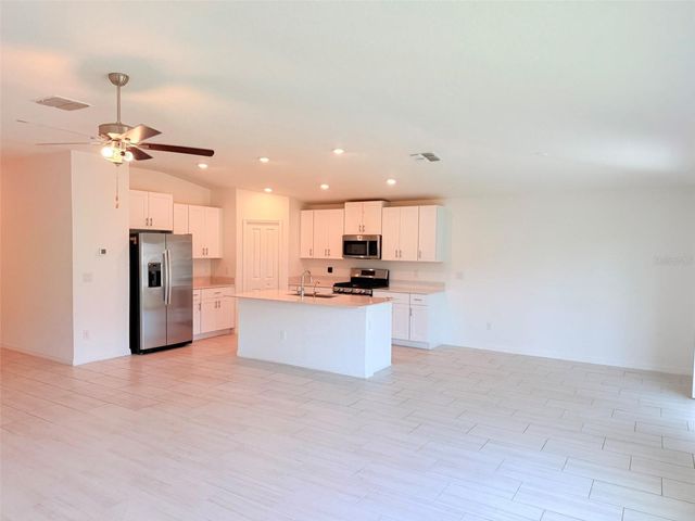 35007 BRACKETT BEND, Zephyrhills, FL 33541