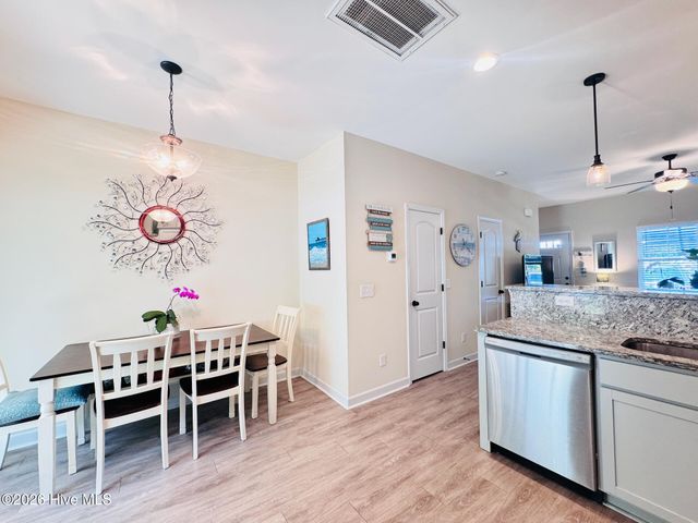 14 Catalina Circle, Swansboro, NC 28584