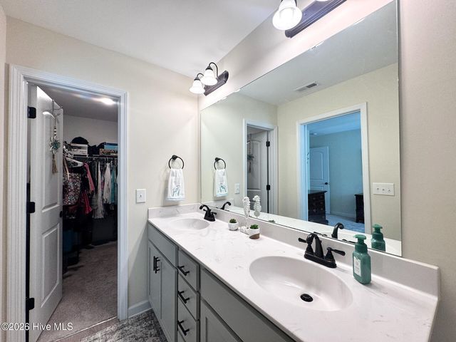 14 Catalina Circle, Swansboro, NC 28584