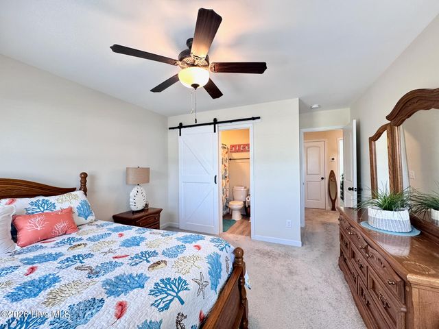 14 Catalina Circle, Swansboro, NC 28584