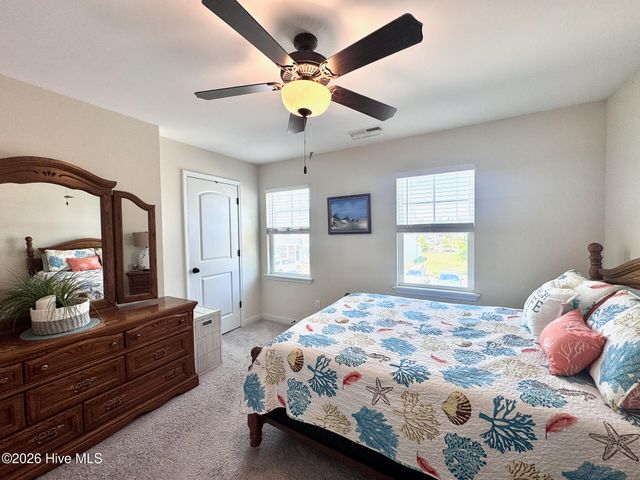 14 Catalina Circle, Swansboro, NC 28584