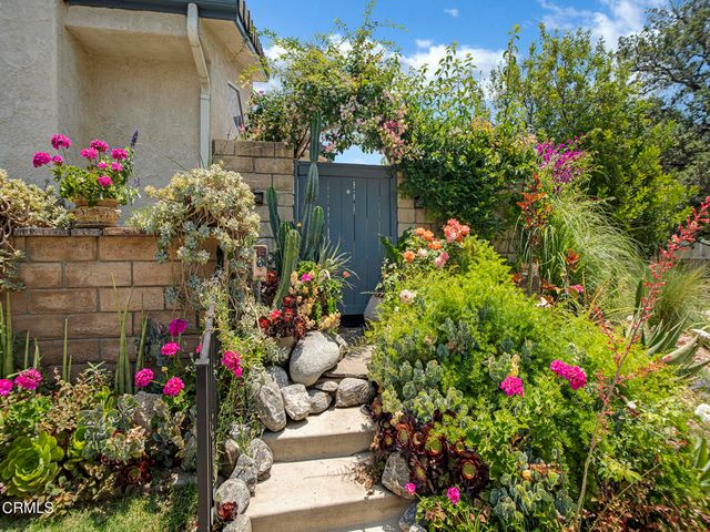 6004 Rothko Lane, Simi Valley, CA 93063