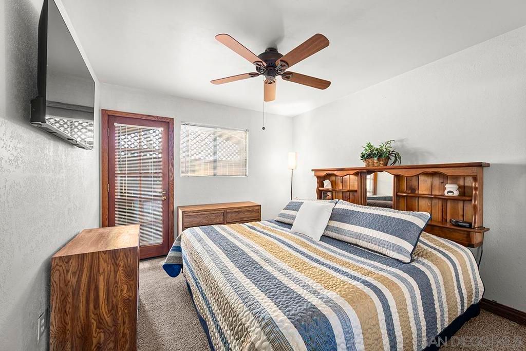 Image 18 of property listing at 9427 W Heaney Circle, Santee, CA 92071