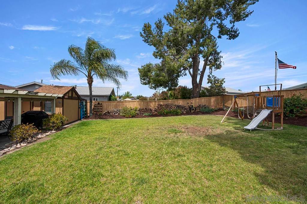 Image 28 of property listing at 9427 W Heaney Circle, Santee, CA 92071