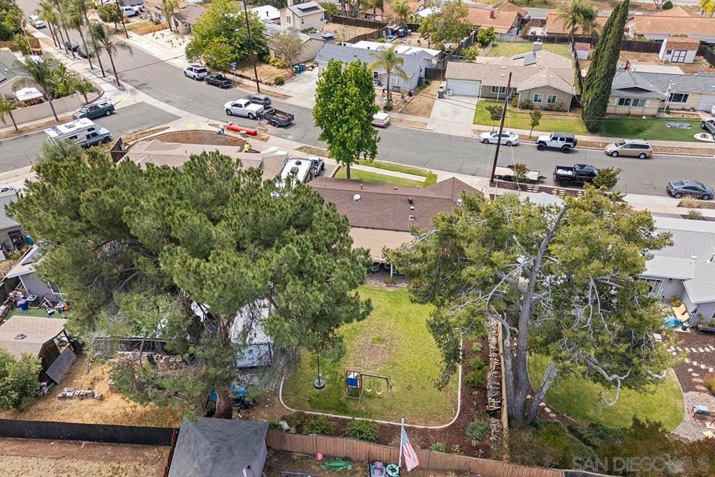 Image 36 of property listing at 9427 W Heaney Circle, Santee, CA 92071