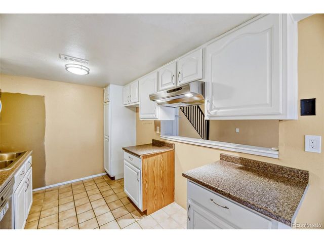 9195 E Lehigh Ave 167, Denver, CO 80237