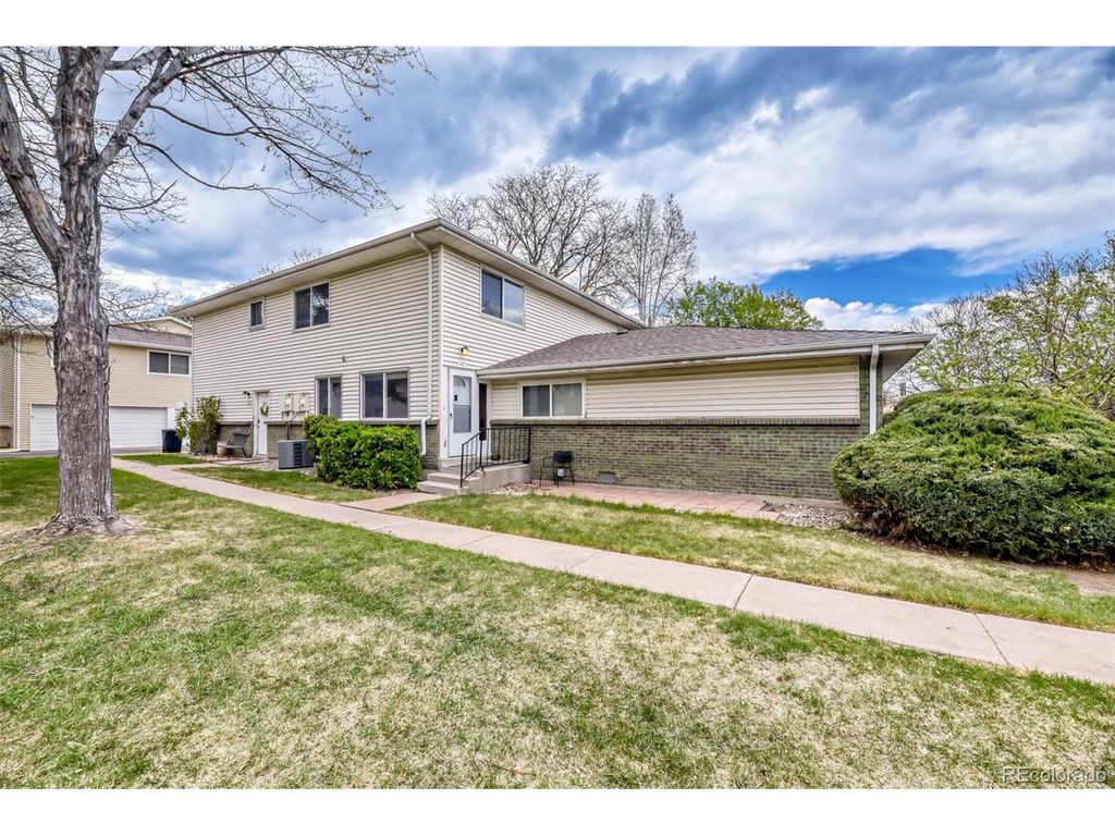9195 E Lehigh Ave 167, Denver, CO 80237