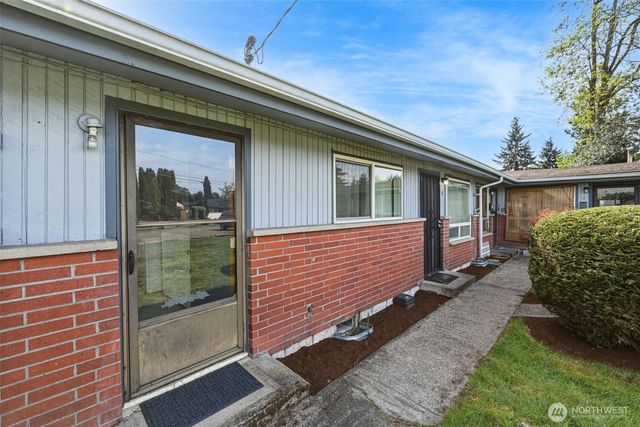 327 S Street SE, Auburn, WA 98002