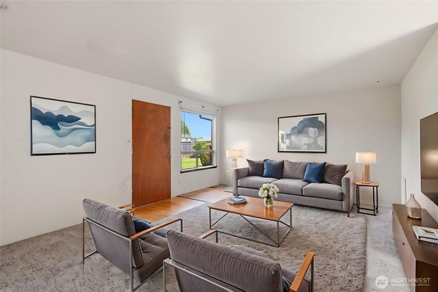 327 S Street SE, Auburn, WA 98002