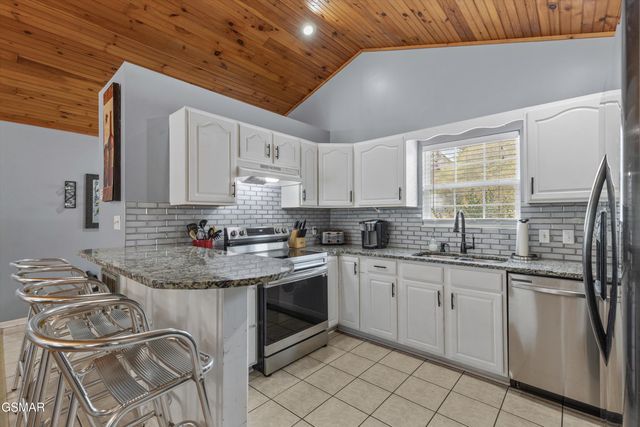 2802 Seth Road, Pigeon Forge, TN 37863