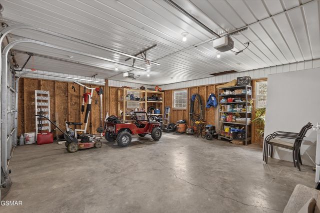 2802 Seth Road, Pigeon Forge, TN 37863