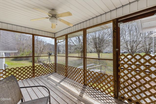 2802 Seth Road, Pigeon Forge, TN 37863