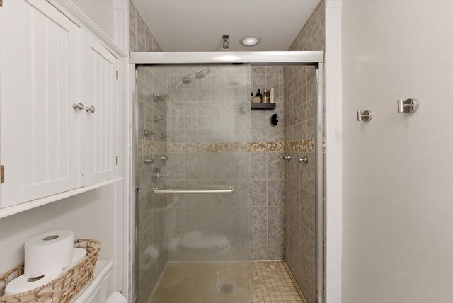 135 I St A, Boston, MA 02127