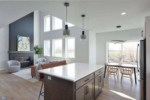 1182 Jill Drive W, West Fargo, ND 58047