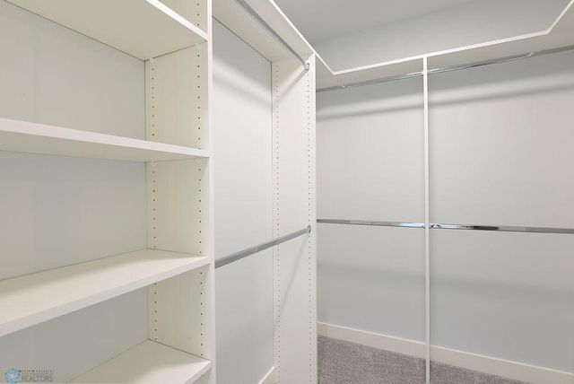 1182 Jill Drive W, West Fargo, ND 58047