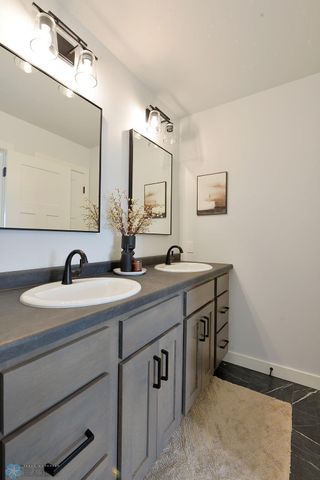 1182 Jill Drive W, West Fargo, ND 58047