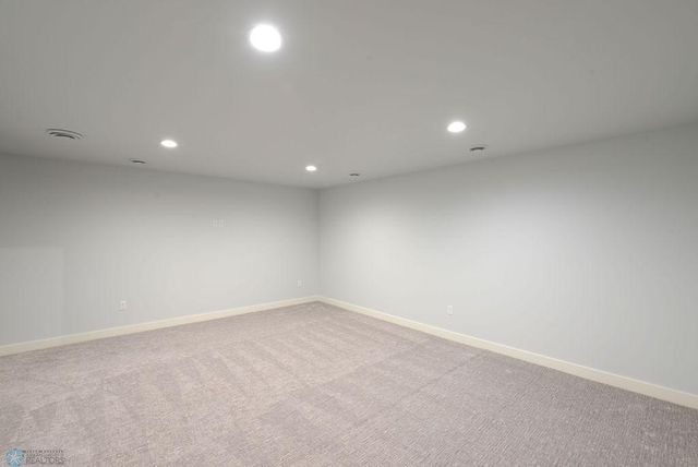 1182 Jill Drive W, West Fargo, ND 58047