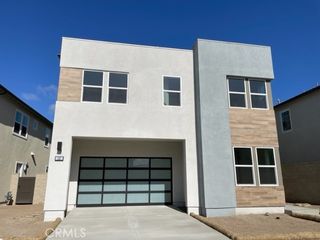 130 Sierra Madre, Lake Forest, CA 92630