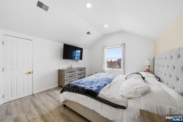 444 Oncrest Terrace, Cliffside Park, NJ 07010