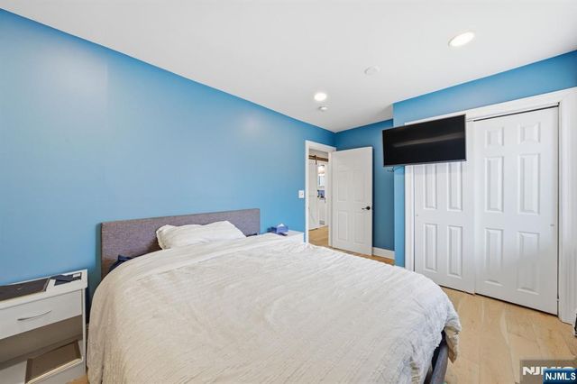 444 Oncrest Terrace, Cliffside Park, NJ 07010