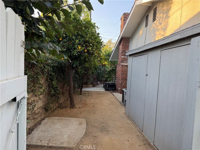 13761 Carlsbad, North Tustin, CA 92705