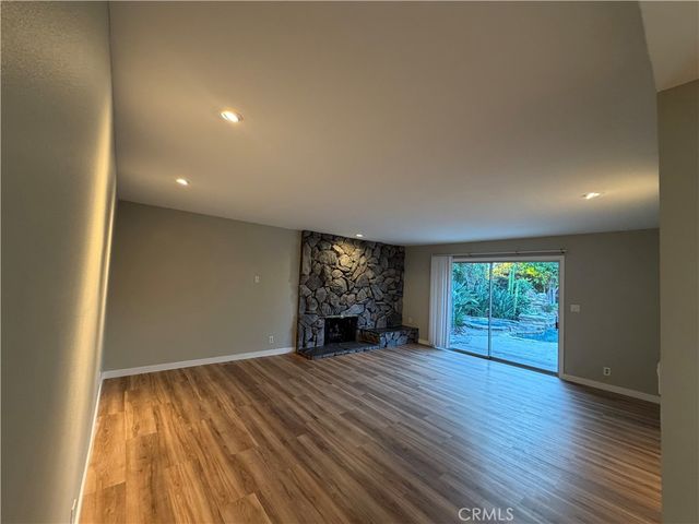 13761 Carlsbad, North Tustin, CA 92705