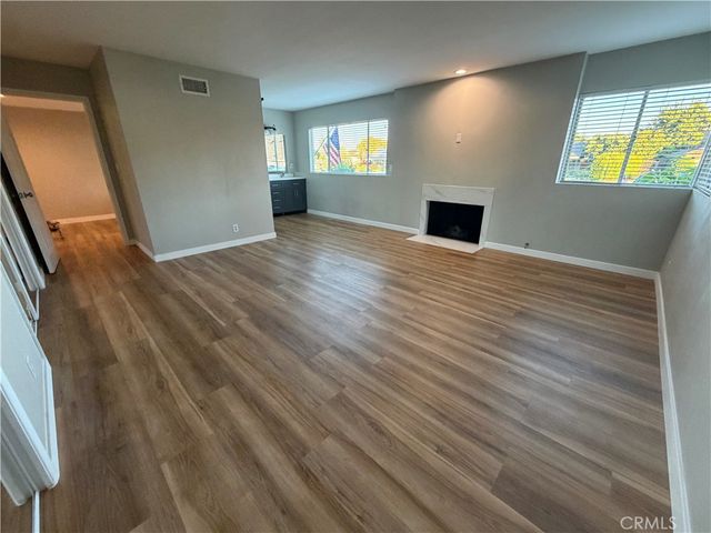 13761 Carlsbad, North Tustin, CA 92705