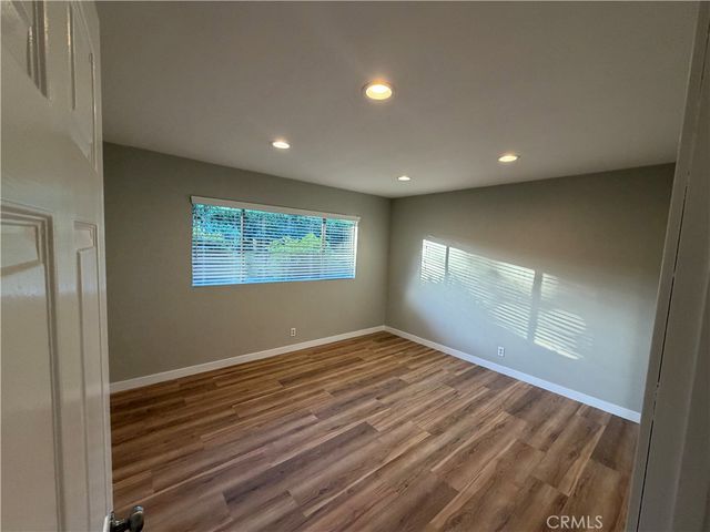 13761 Carlsbad, North Tustin, CA 92705