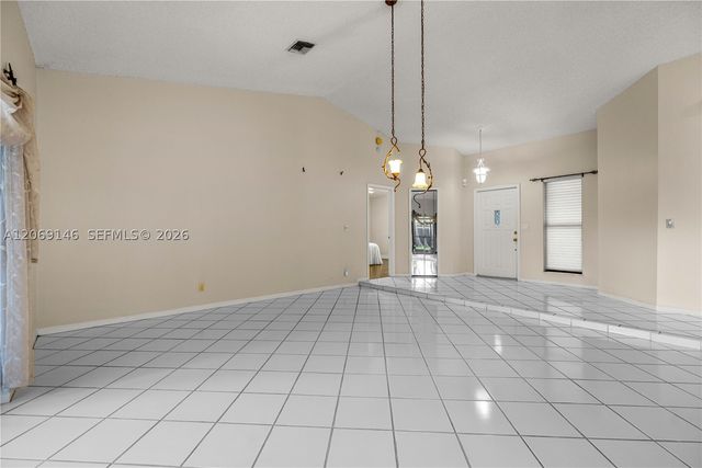 15821 Huntridge Rd, Davie, FL 33331