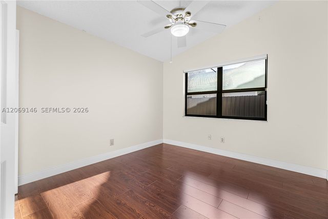 15821 Huntridge Rd, Davie, FL 33331