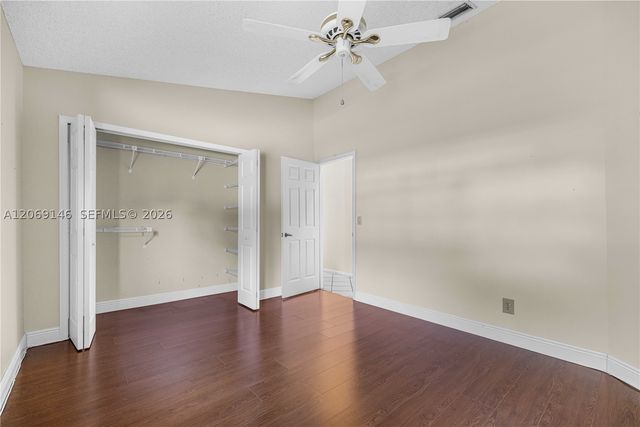 15821 Huntridge Rd, Davie, FL 33331