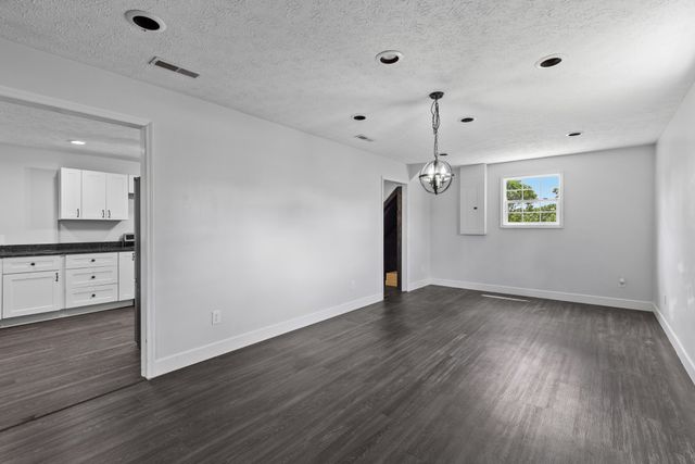 340 Brinkley Ln, White House, TN 37188