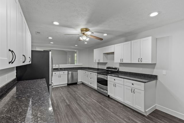 340 Brinkley Ln, White House, TN 37188