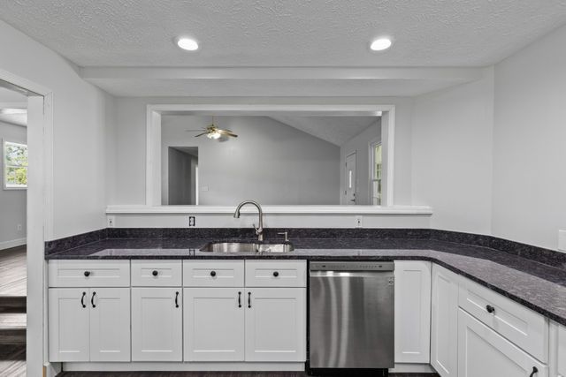 340 Brinkley Ln, White House, TN 37188