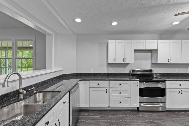 340 Brinkley Ln, White House, TN 37188