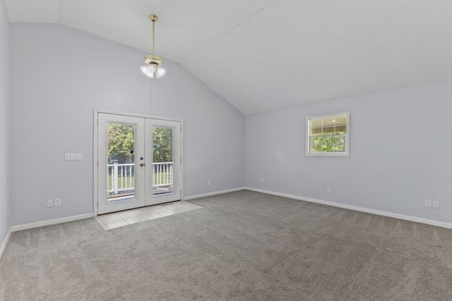 340 Brinkley Ln, White House, TN 37188
