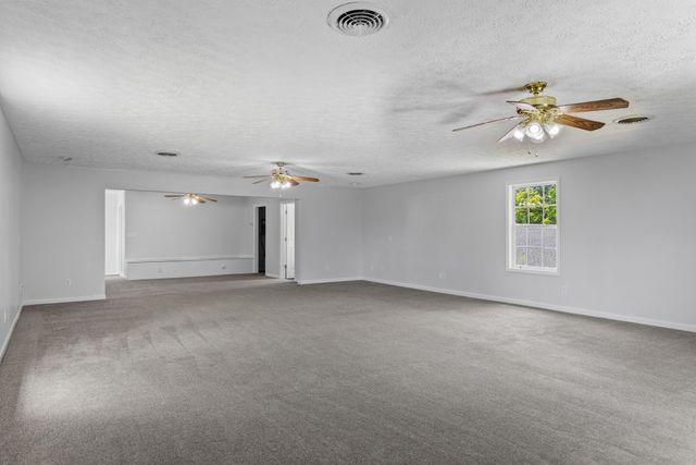 340 Brinkley Ln, White House, TN 37188