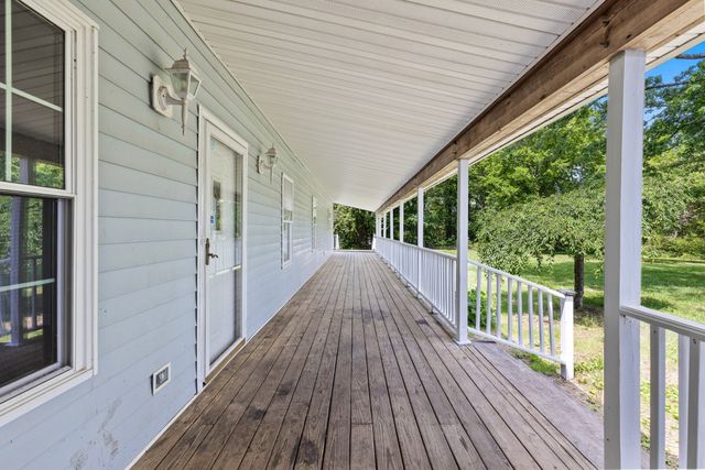 340 Brinkley Ln, White House, TN 37188