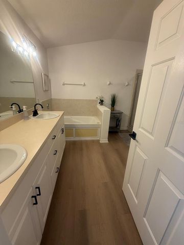 3137 SUN LAKE COURT B, Kissimmee, FL 34747