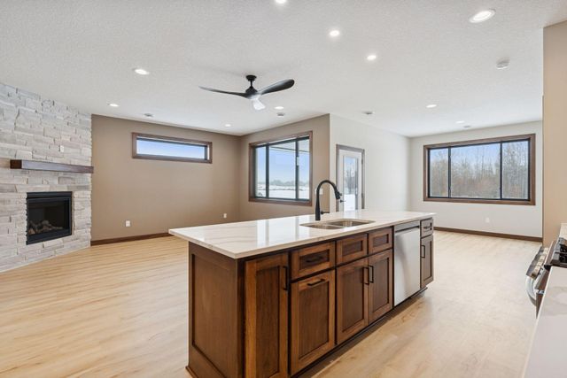 619 7th Avenue NE, Isanti, MN 55040