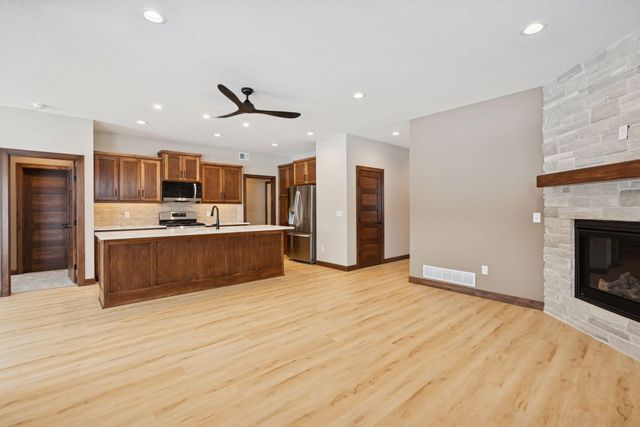 619 7th Avenue NE, Isanti, MN 55040