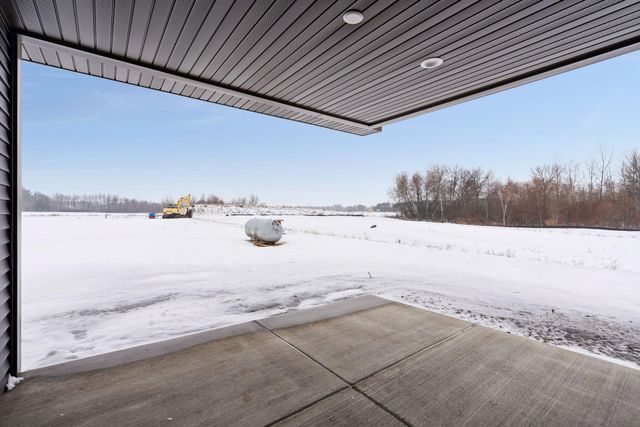 619 7th Avenue NE, Isanti, MN 55040