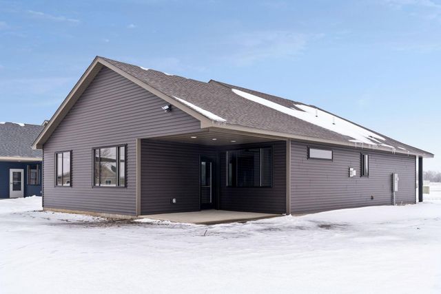 619 7th Avenue NE, Isanti, MN 55040